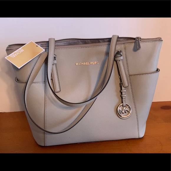 Michael Kors Handbags - NWT Michael Kors EZ tote. Medium, light grey